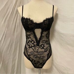 Victoria's Secret Very Sexy Unlined Eyelash Lace Teddy (S)